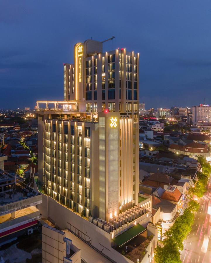 Platinum Hotel Tunjungan Sorabaya Extérieur photo